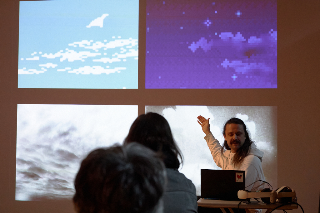 Lecture Performance at DOCK11 in the frame of REALTIME AFFAIRS
